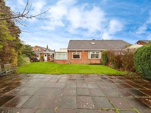 Photo 17- click for photo gallery